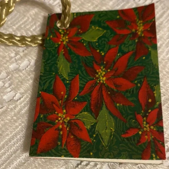 Christmas Themed Gift Set with Mug and Decorations - Picture 8 of 10